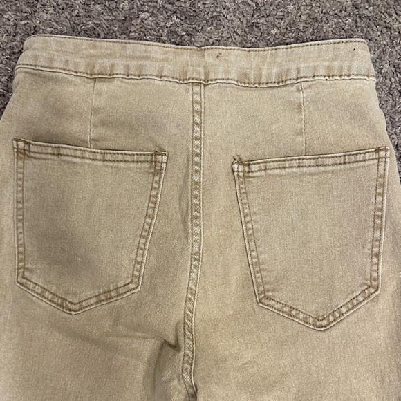 SHEIN Light Tan Flare Jeans - Picture 5 of 7